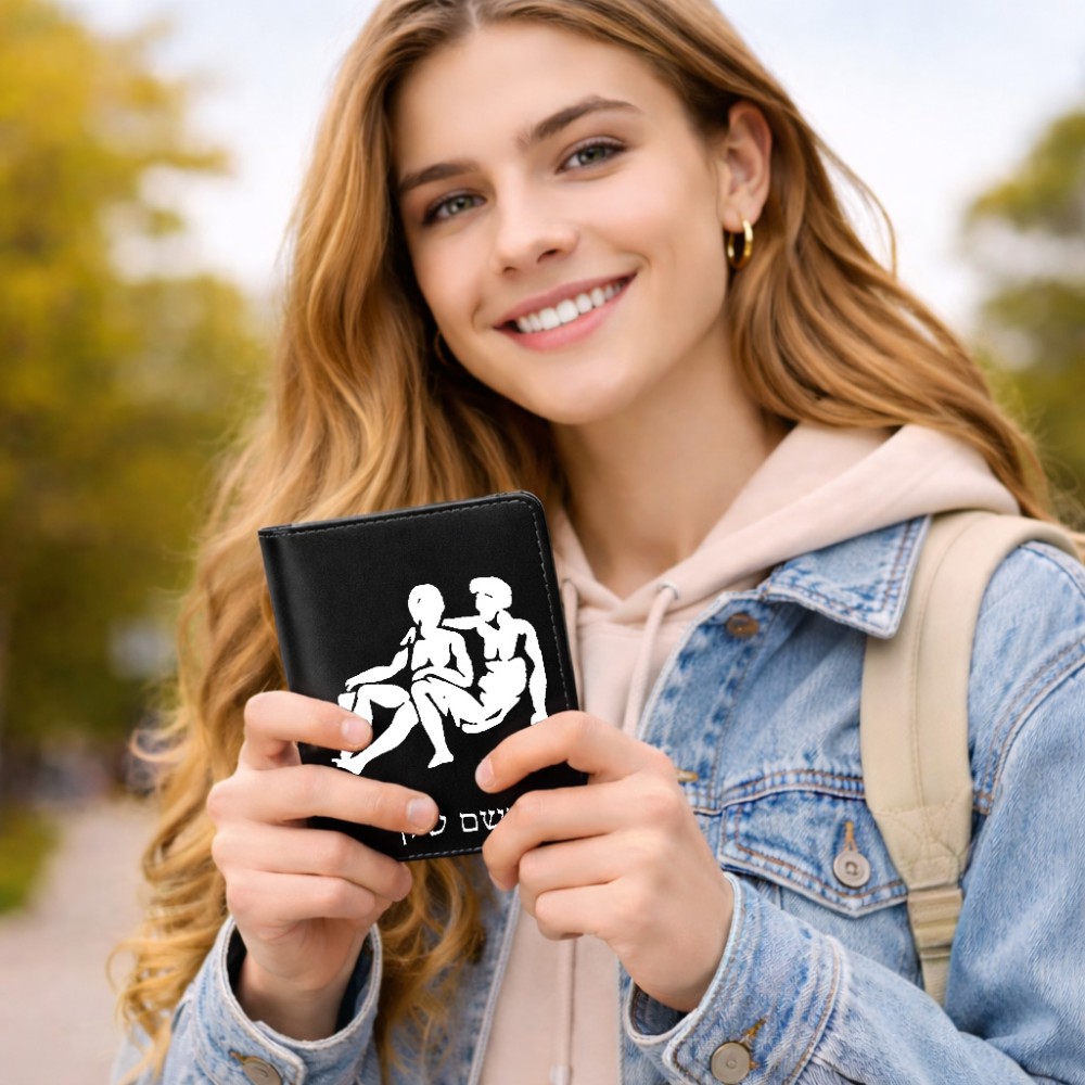 כיסוי דרכון ת.ז ארנק צבע פנימי אפור בעיצוב אישי עם השם שלך בעיצוב מזלות - תאומים גודל 10 × 14.4 ס"מ