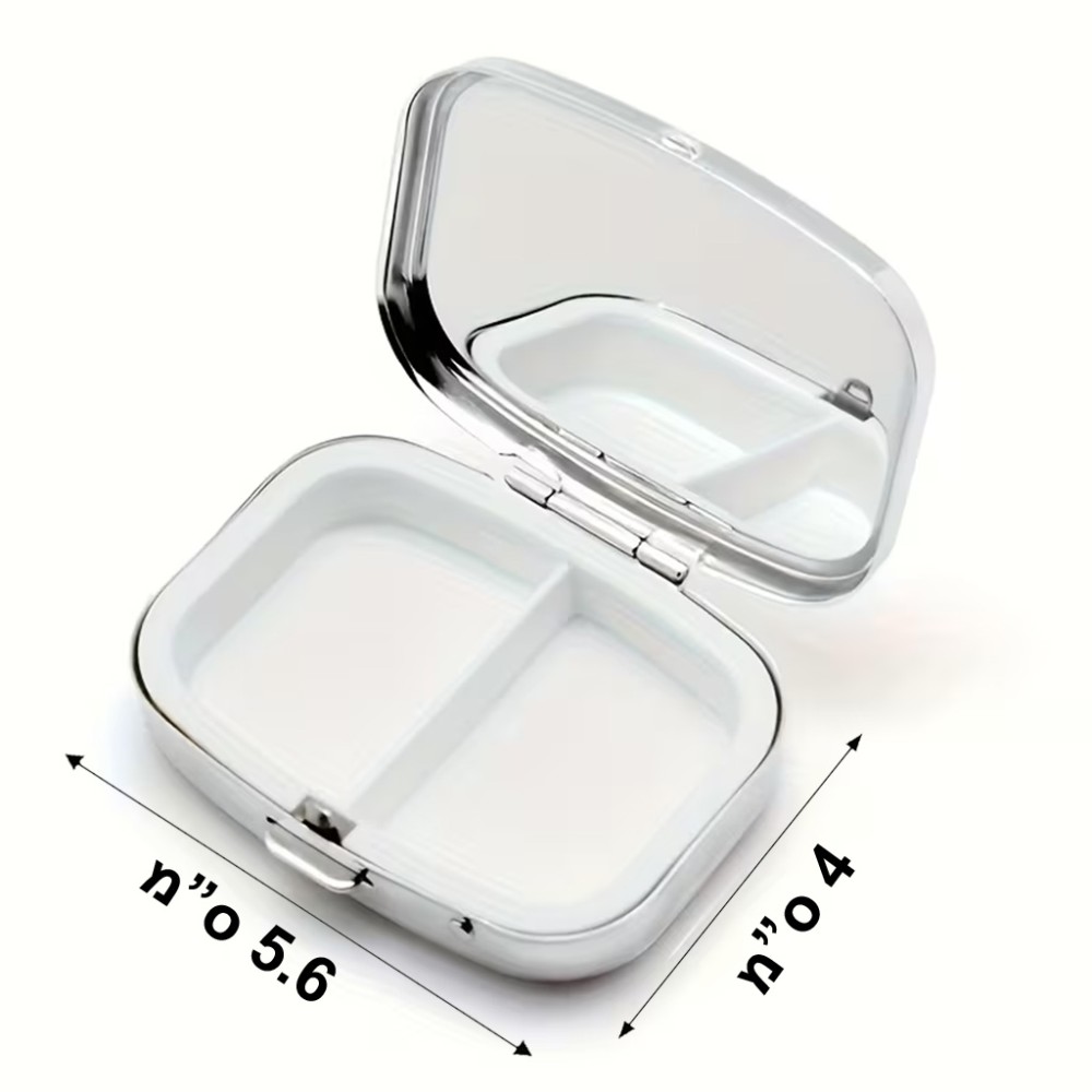 קופסאת כדורים בעיצוב אישי עם השם שלך בעיצוב זאב גודל 5.6 × 4 ס"מ