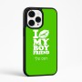 כיסוי בעיצוב אישי עם השם שלך לדגם - Apple iPhone 15 Pro Max בעיצוב נשקי את חבר שלי