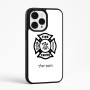 כיסוי בעיצוב אישי עם השם שלך לדגם - Apple iPhone 15 Pro Max בעיצוב כבאי - תגית