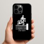 כיסוי בעיצוב אישי עם השם שלך לדגם - Apple iPhone 15 Pro Max בעיצוב רוכב סוסים