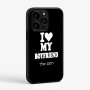 כיסוי בעיצוב אישי עם השם שלך לדגם - Apple iPhone 15 Pro בעיצוב אוהבת את החבר שלי
