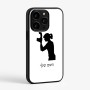 כיסוי בעיצוב אישי עם השם שלך לדגם - Apple iPhone 15 Pro בעיצוב צלמת - אישה