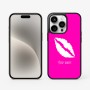 כיסוי בעיצוב אישי עם השם שלך לדגם - Apple iPhone 15 Pro בעיצוב שפתיים - נשיקה