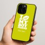 כיסוי בעיצוב אישי עם השם שלך לדגם - Apple iPhone 15 Pro בעיצוב נשקי את חבר שלי
