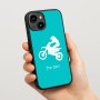 כיסוי בעיצוב אישי עם השם שלך לדגם - Apple iPhone 15 בעיצוב מוטוקרוס