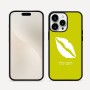 כיסוי בעיצוב אישי עם השם שלך לדגם - Apple iPhone 16 Pro Max בעיצוב שפתיים - נשיקה