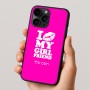 כיסוי בעיצוב אישי עם השם שלך לדגם - Apple iPhone 16 Pro בעיצוב לנשק את החברה שלי