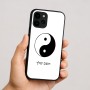 כיסוי בעיצוב אישי עם השם שלך לדגם - Apple iPhone 16 בעיצוב סמל יינג יאנג