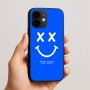 כיסוי בעיצוב אישי עם השם שלך לדגם - Apple iPhone 16e בעיצוב סמיילי