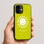 כיסוי בעיצוב אישי עם השם שלך לדגם - Apple iPhone 16e בעיצוב שמש