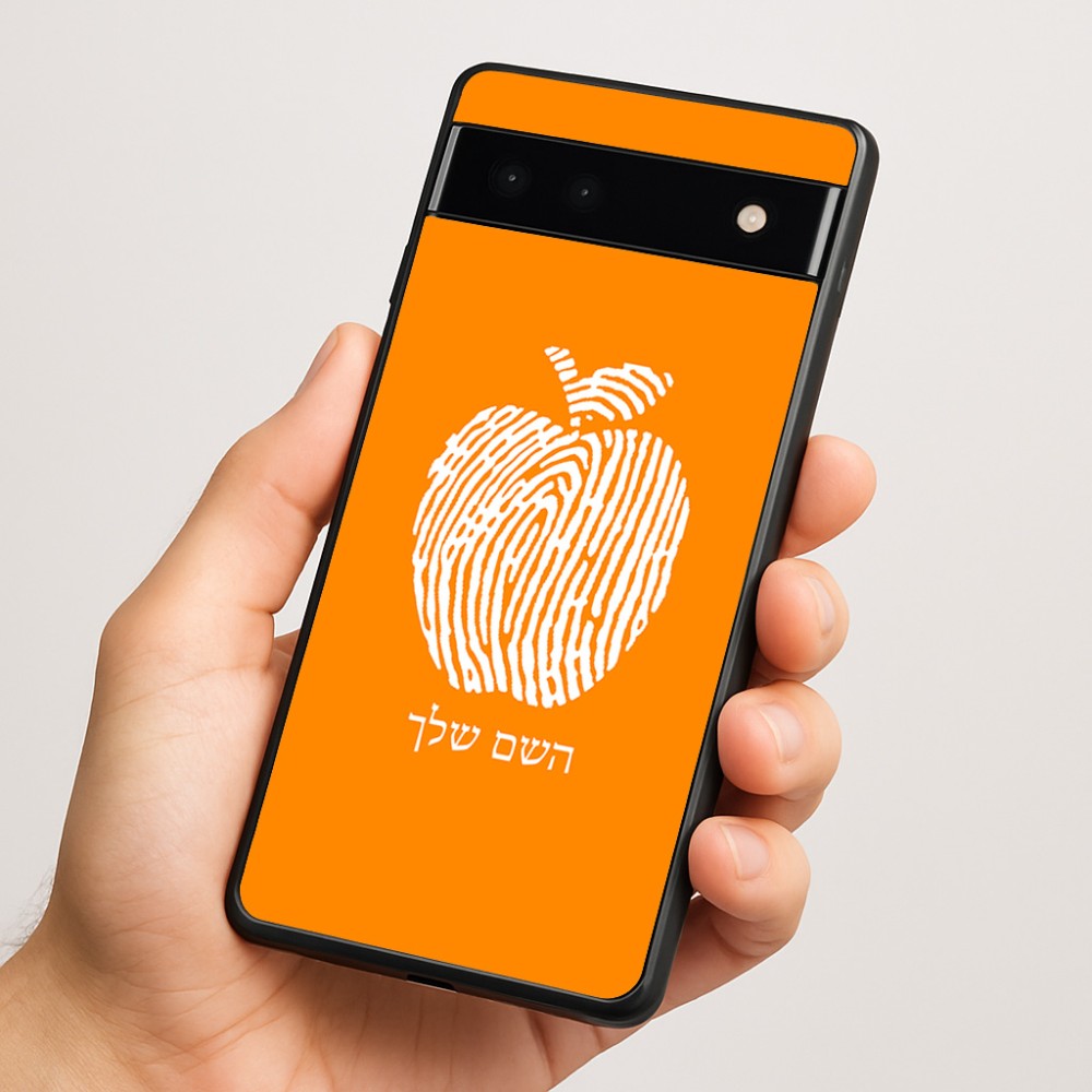 כיסוי בעיצוב אישי עם השם שלך לדגם - Google Pixel 6a 5G בעיצוב הדפס תפוח