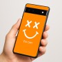 כיסוי בעיצוב אישי עם השם שלך לדגם - Google Pixel 6a 5G בעיצוב סמיילי