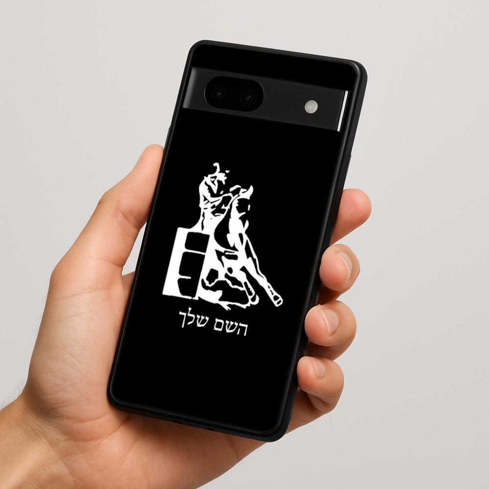 כיסוי בעיצוב אישי עם השם שלך לדגם - Google Pixel 7a 5G בעיצוב קאוגירל