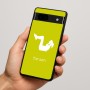 כיסוי בעיצוב אישי עם השם שלך לדגם - Google Pixel 7a 5G בעיצוב אישה מתאמנת