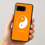 כיסוי בעיצוב אישי עם השם שלך לדגם - Google Pixel 8 5G בעיצוב סמל יינג יאנג