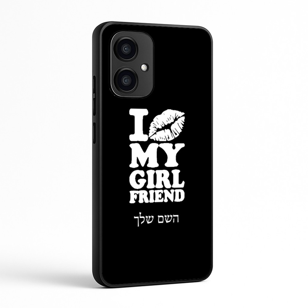 כיסוי בעיצוב אישי עם השם שלך לדגם - Motorola Edge 70 5G בעיצוב לנשק את החברה שלי