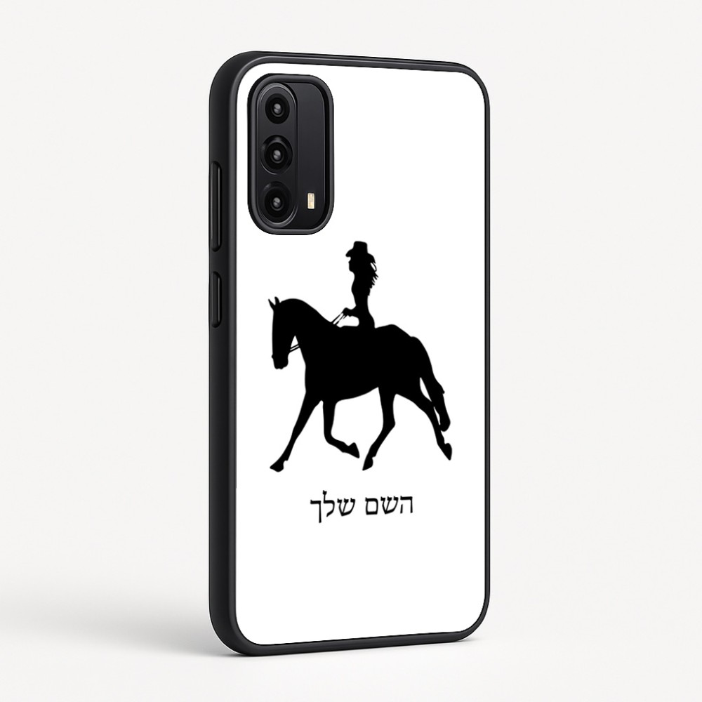כיסוי בעיצוב אישי עם השם שלך לדגם - Motorola Moto G05 4G בעיצוב קאוגירל - אישה