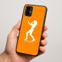 כיסוי בעיצוב אישי עם השם שלך לדגם - Motorola Moto G34 5G בעיצוב אישה מגוננת