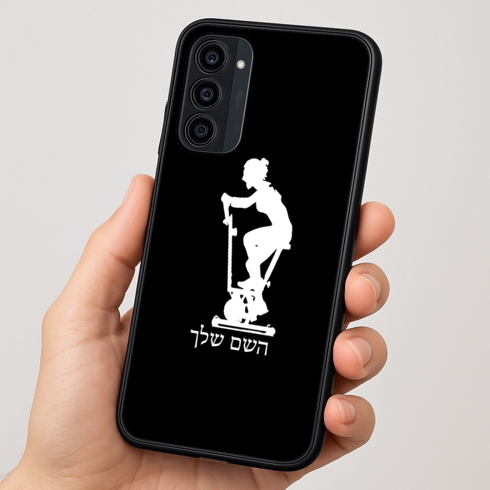כיסוי בעיצוב אישי עם השם שלך לדגם - Motorola Moto G35 5G בעיצוב אימון ספינינג - אישה