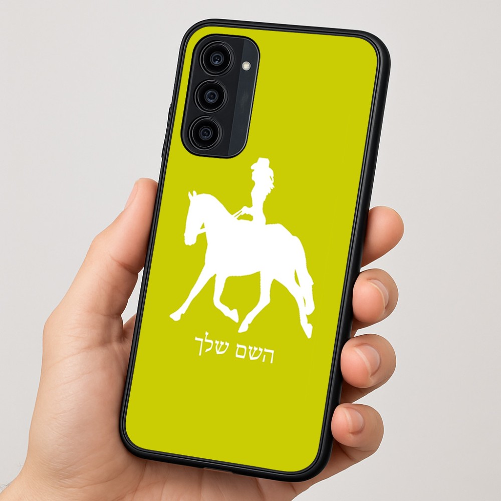 כיסוי בעיצוב אישי עם השם שלך לדגם - Motorola Moto G35 5G בעיצוב קאוגירל - אישה