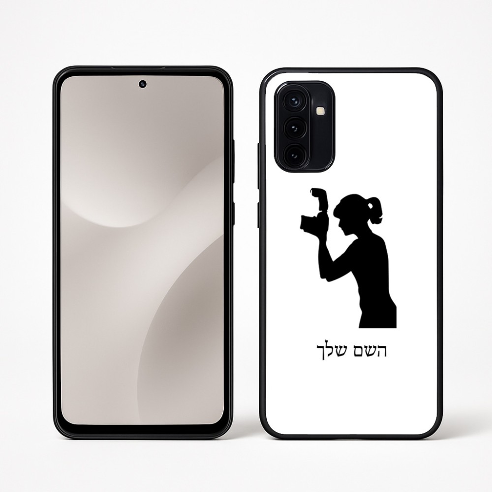 כיסוי בעיצוב אישי עם השם שלך לדגם - Motorola Moto G67 Power 5G בעיצוב צלמת - אישה