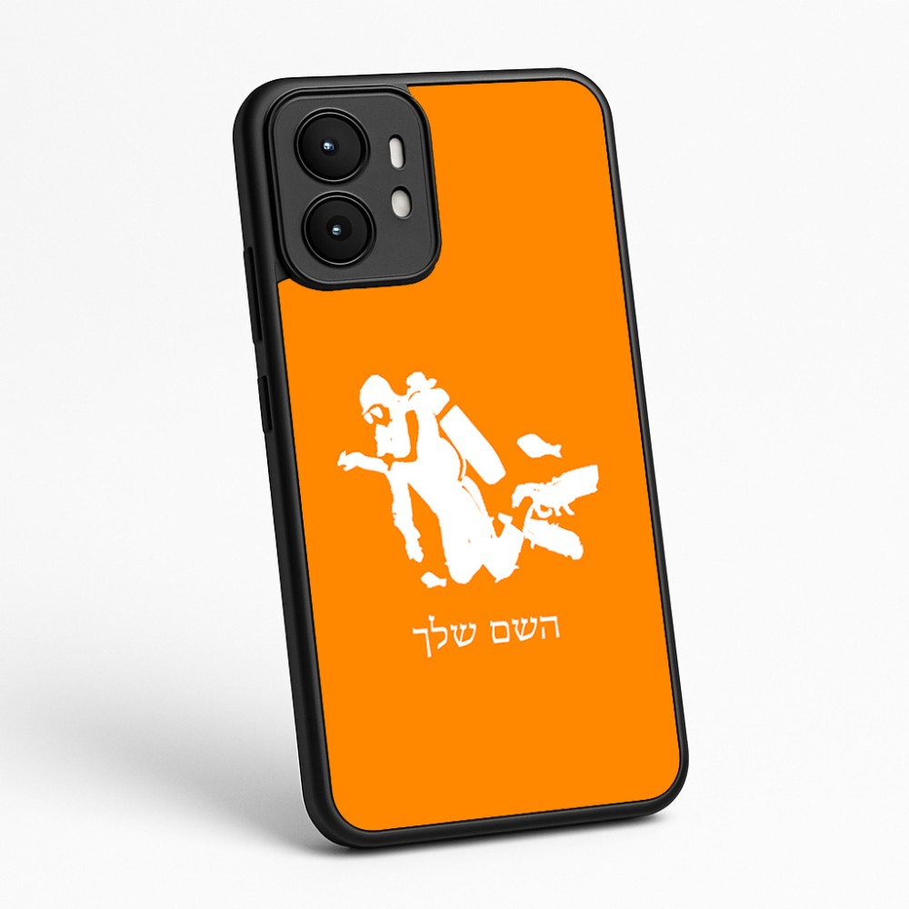 כיסוי בעיצוב אישי עם השם שלך לדגם - Motorola moto X70 Air בעיצוב צוללן