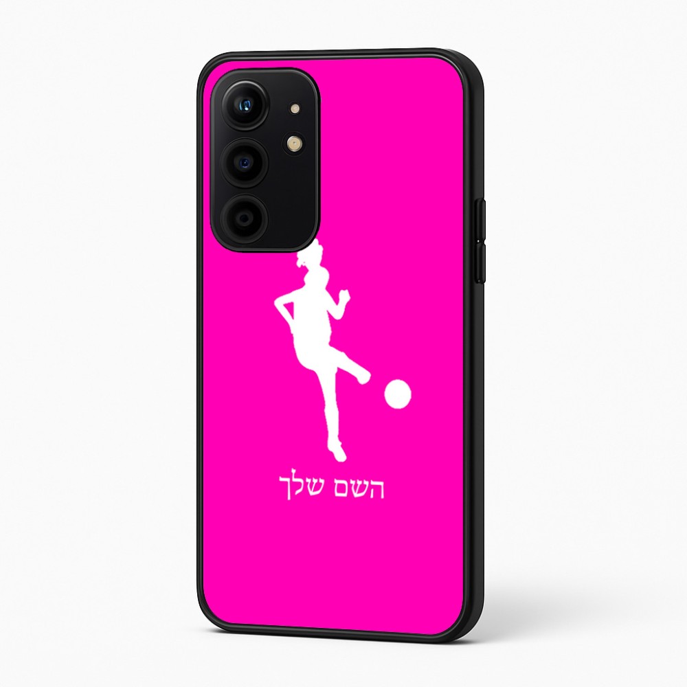 כיסוי בעיצוב אישי עם השם שלך לדגם - Realme 16 Pro+ 5G בעיצוב שחקנית כדורגל - אישה