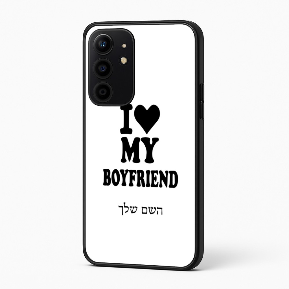 כיסוי בעיצוב אישי עם השם שלך לדגם - Realme 16 Pro+ 5G בעיצוב אוהבת את החבר שלי