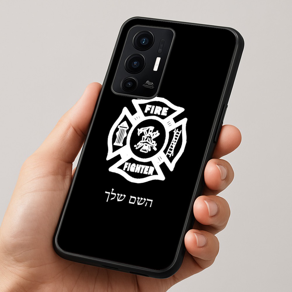 כיסוי בעיצוב אישי עם השם שלך לדגם - Realme GT 8 Pro 5G בעיצוב כבאי - תגית