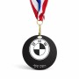 מדליה מעץ בעיצוב אישי עם השם שלך בעיצוב ב.מ.וו גודל 6.5 × 6.5 ס"מ