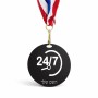 מדליה מעץ בעיצוב אישי עם השם שלך בעיצוב 24 ביולי גודל 6.5 × 6.5 ס"מ