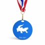 מדליה מעץ בעיצוב אישי עם השם שלך בעיצוב תנין גודל 6.5 × 6.5 ס"מ