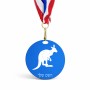 מדליה מעץ בעיצוב אישי עם השם שלך בעיצוב קנגורו גודל 6.5 × 6.5 ס"מ