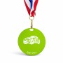 מדליה מעץ בעיצוב אישי עם השם שלך בעיצוב מכונית גודל 6.5 × 6.5 ס"מ