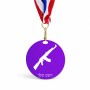 מדליה מעץ בעיצוב אישי עם השם שלך בעיצוב אק 47 גודל 6.5 × 6.5 ס"מ