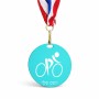 מדליה מעץ בעיצוב אישי עם השם שלך בעיצוב אופניים אולימפיים גודל 6.5 × 6.5 ס"מ