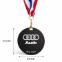 מדליה מעץ בעיצוב אישי עם השם שלך בעיצוב אאודי גודל 6.5 × 6.5 ס"מ