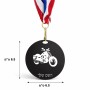 מדליה מעץ בעיצוב אישי עם השם שלך בעיצוב הארלי-דיווידסון גודל 6.5 × 6.5 ס"מ