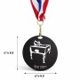 מדליה מעץ בעיצוב אישי עם השם שלך בעיצוב שחקן ביליארד גודל 6.5 × 6.5 ס"מ