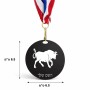 מדליה מעץ בעיצוב אישי עם השם שלך בעיצוב מזלות - שור גודל 6.5 × 6.5 ס"מ