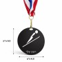 מדליה מעץ בעיצוב אישי עם השם שלך בעיצוב קפיצת סקי אולימפית גודל 6.5 × 6.5 ס"מ