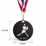 מדליה מעץ בעיצוב אישי עם השם שלך בעיצוב שחקן טניס גודל 6.5 × 6.5 ס"מ