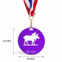 מדליה מעץ בעיצוב אישי עם השם שלך בעיצוב דישון גודל 6.5 × 6.5 ס"מ