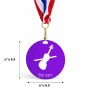 מדליה מעץ בעיצוב אישי עם השם שלך בעיצוב כינור גודל 6.5 × 6.5 ס"מ