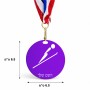 מדליה מעץ בעיצוב אישי עם השם שלך בעיצוב קפיצת סקי אולימפית גודל 6.5 × 6.5 ס"מ
