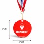 מדליה מעץ בעיצוב אישי עם השם שלך בעיצוב רנו גודל 6.5 × 6.5 ס"מ